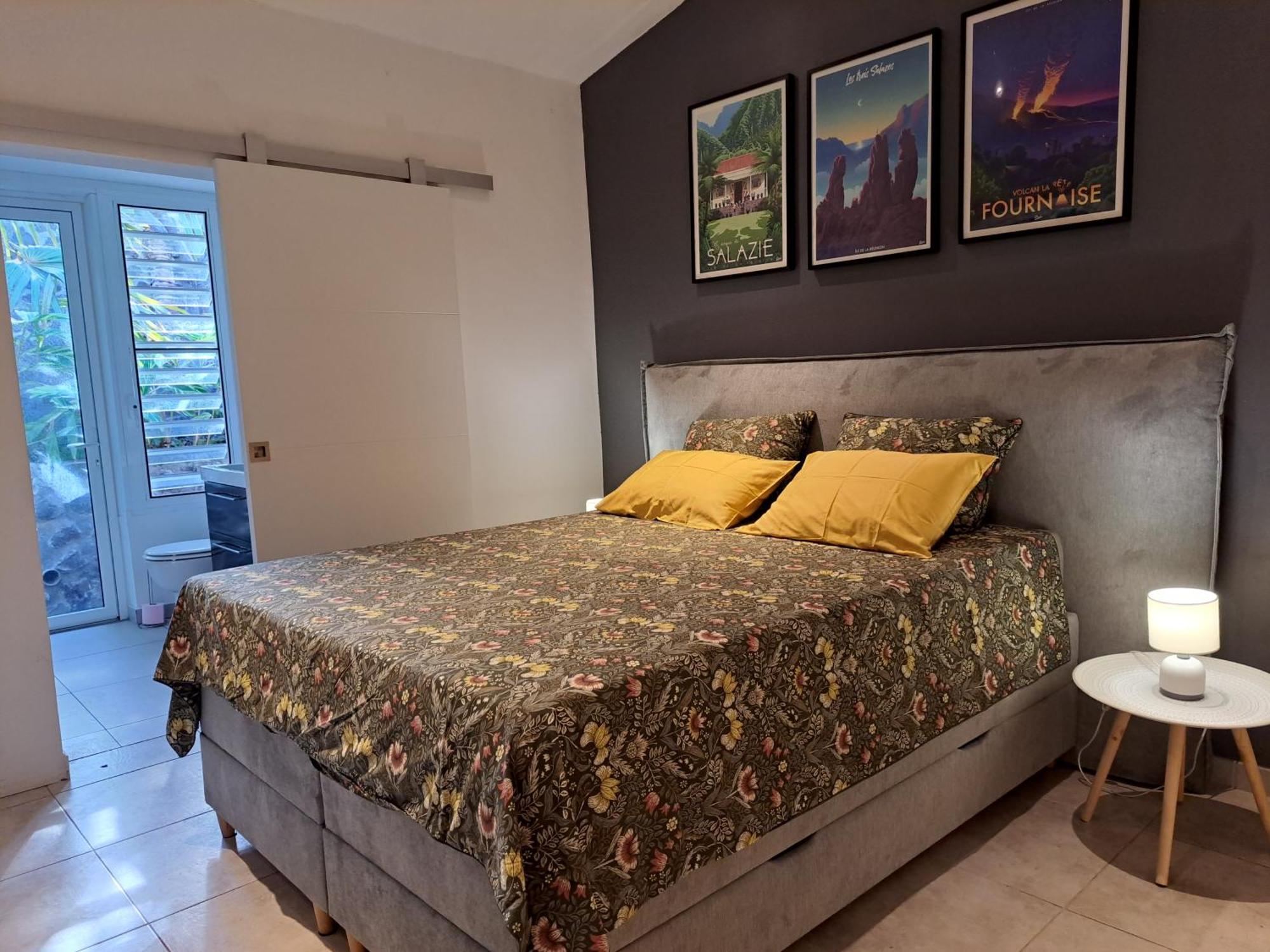 Villa Tropicale - Meuble De Tourisme 4 Etoiles サンジルレバン エクステリア 写真