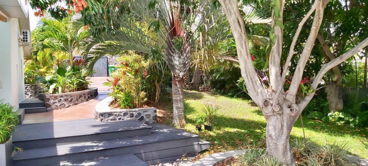 Villa Tropicale - Meuble De Tourisme 4 Etoiles サンジルレバン エクステリア 写真